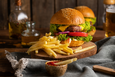 The Easiest Deep-Fried Cheeseburger Recipe for Home Chefs